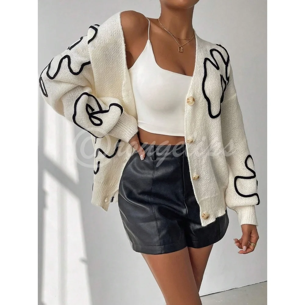 White Cardigan Knit Black Flower Appliqué Oversized Long Sleeves - Picture 5 of 7